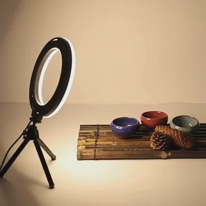 LUMIQ - Professionelles Ringlicht mit stufenloser Helligkeit