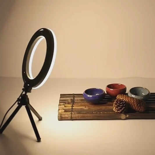 LUMIQ - Professionelles Ringlicht mit stufenloser Helligkeit